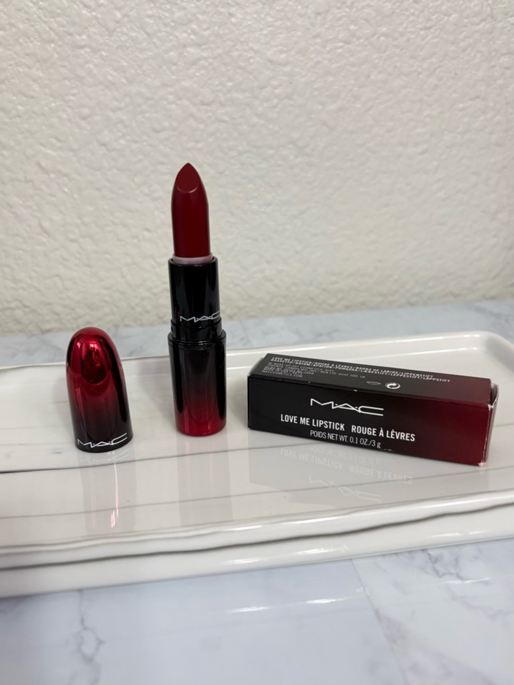 MAC Cosmetics Love Me Lipstick Red #423 E For Effortless Full Size NIB